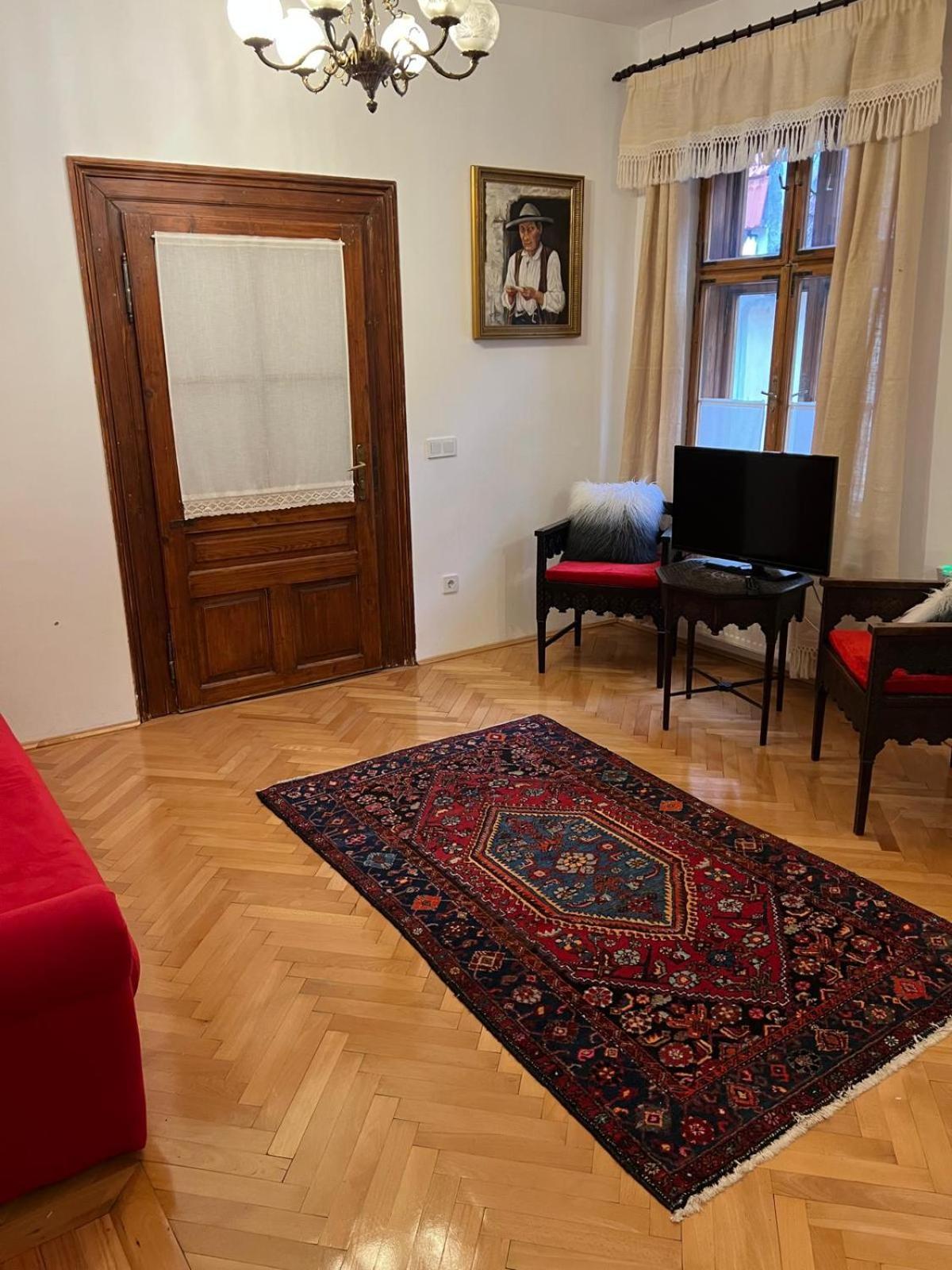 Casa Livia Brasov Apartment Ngoại thất bức ảnh