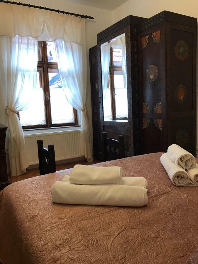 Casa Livia Brasov Apartment Ngoại thất bức ảnh